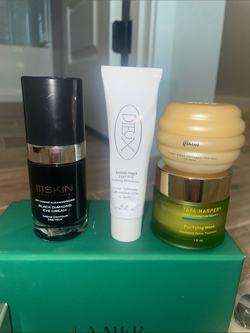 La Mer Skincare Sample Set 111 Skin Tata Harper Jo Malone - Picture 3 of 5